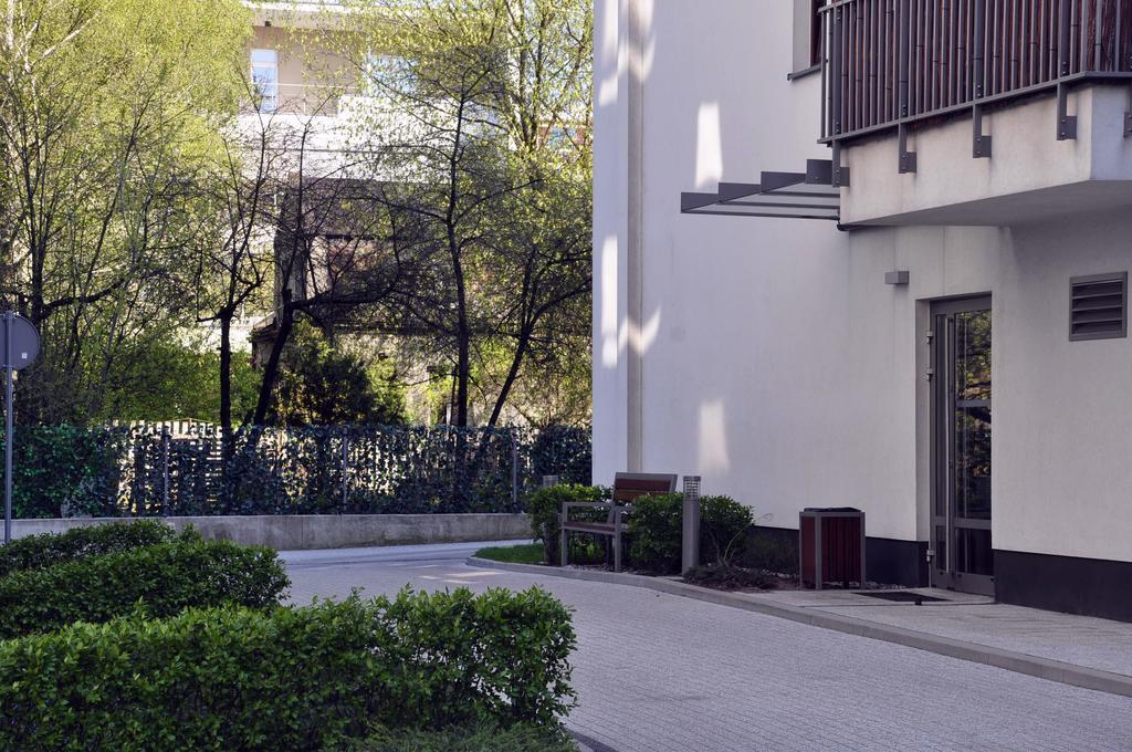 Prudentia Apartments Wola Warschau Buitenkant foto